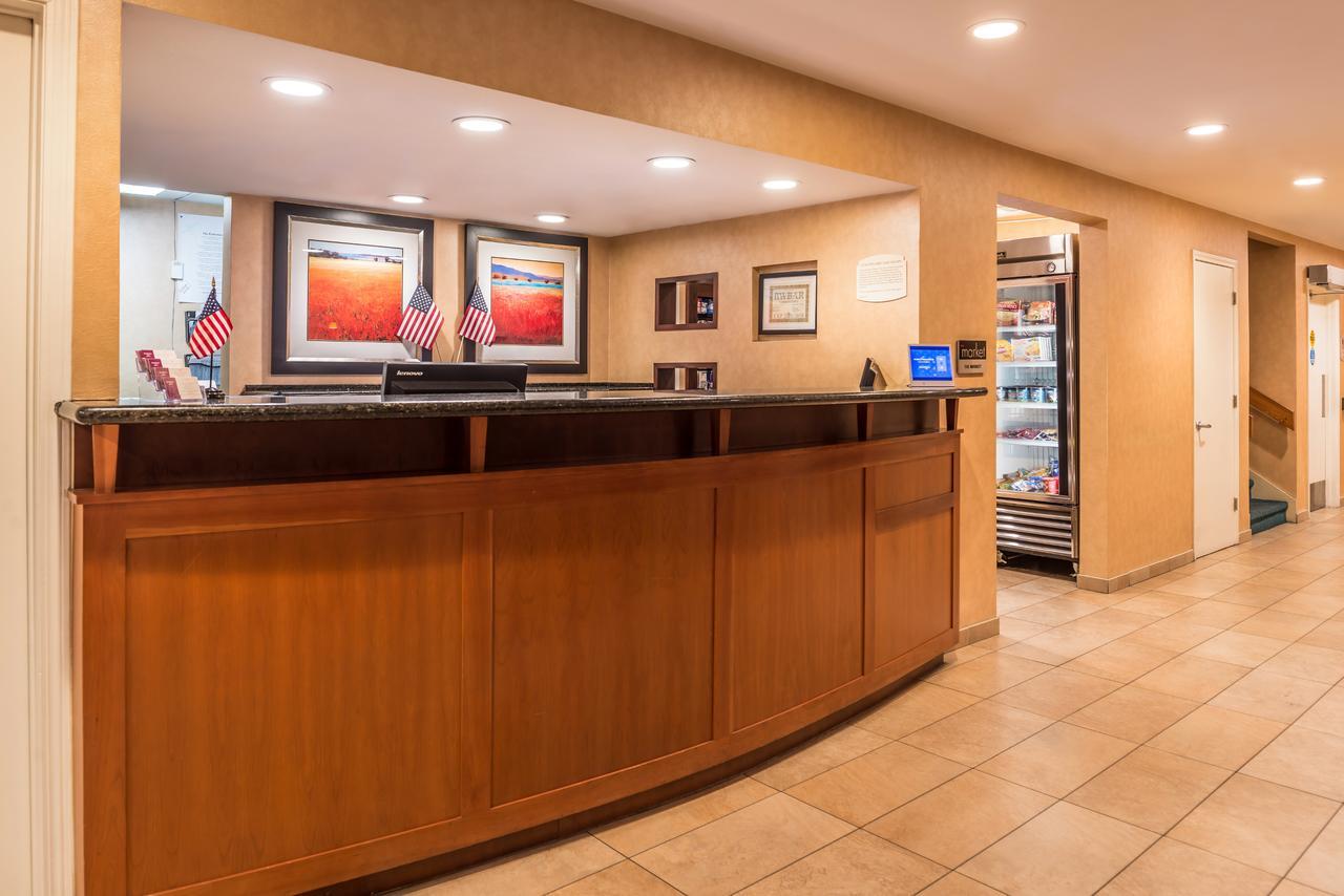 Residence Inn Phoenix Exterior photo