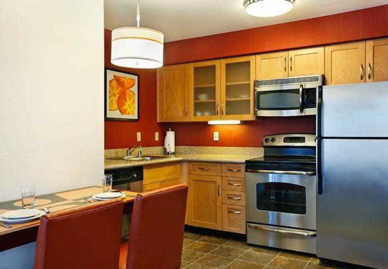 Residence Inn Phoenix Exterior photo